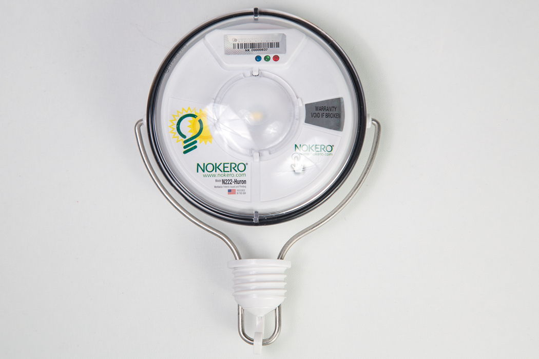 Светодиодный светильник на солнечных батареях Nokero N222